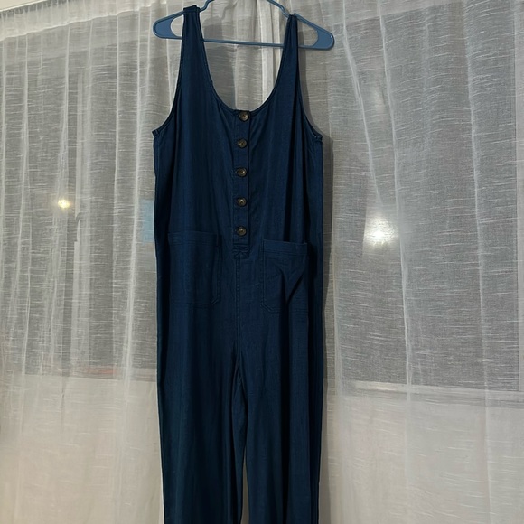 Sydney Beach Jumpsuit - Picture 3 of 3